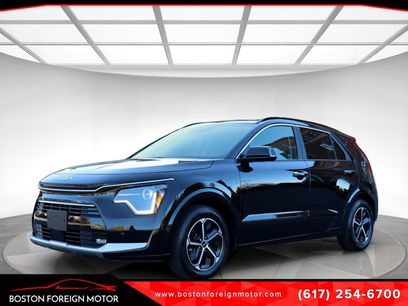 Used 2023 Kia Niro SX