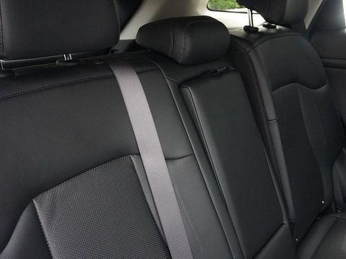 Used 2023 Kia Sportage EX FWD image 34