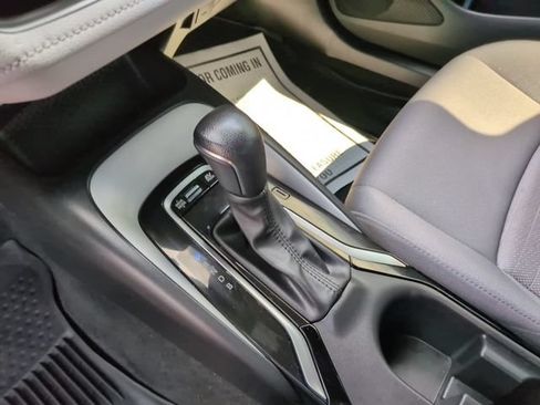 Used 2024 Toyota Corolla SE w/ Convenience Package FWD image 19