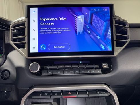 New 2026 Toyota Tundra Limited AWD/4WD image 25