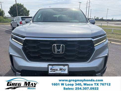 Used 2024 Honda Pilot EX-L image 8
