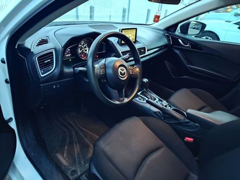 Used 2016 MAZDA MAZDA3 i Sport image 7