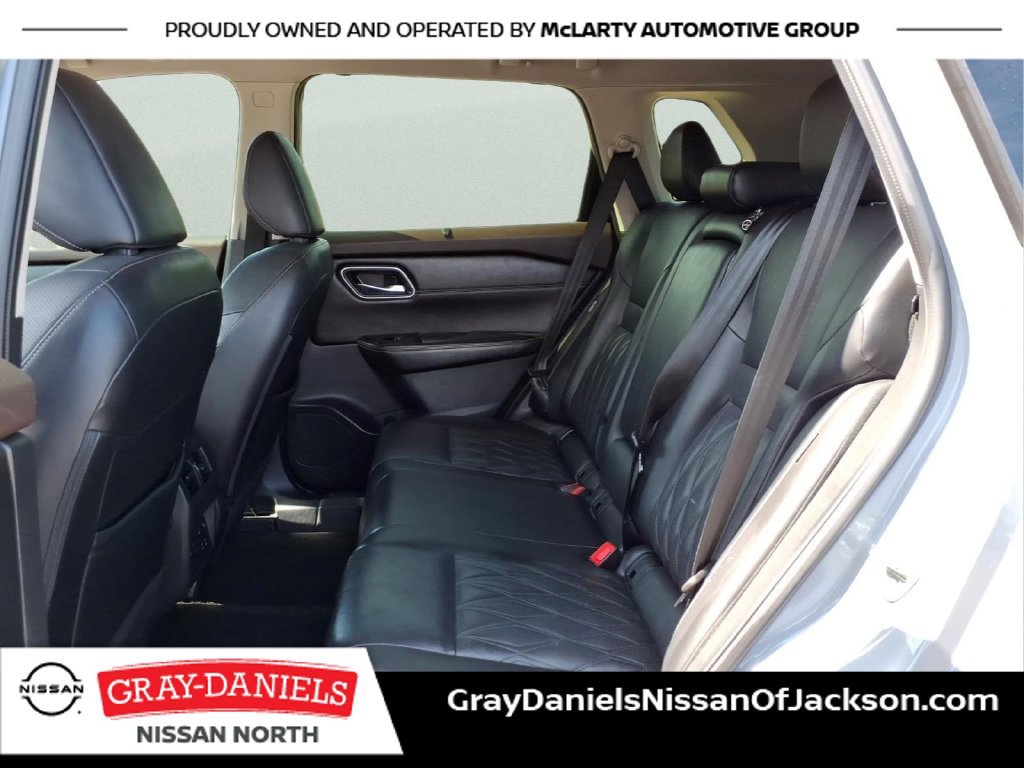 Used 2023 Nissan Rogue Platinum w/ Platinum Premium Package FWD image 26