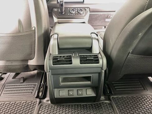 Used 2024 Land Rover Defender 90 S AWD/4WD image 25