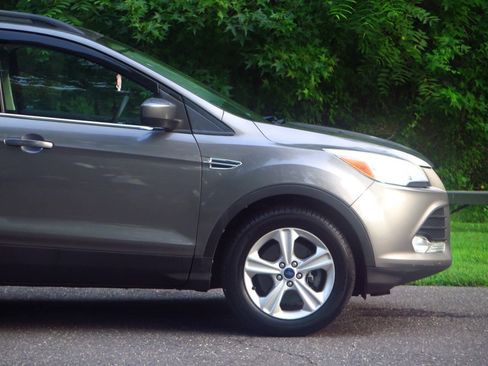 Used 2014 Ford Escape SE w/ Equipment Group 201A AWD/4WD image 23