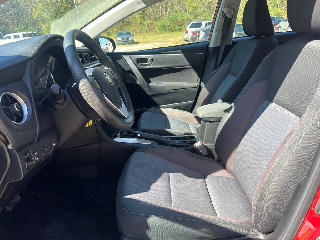 Used 2019 Toyota Corolla LE FWD image 8
