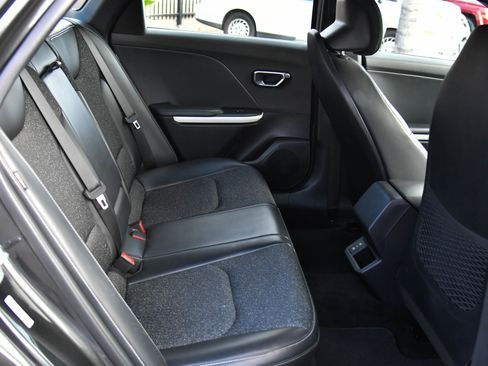 Used 2025 Kia K4 GT-Line w/ GT-Line Sunroof Package image 47