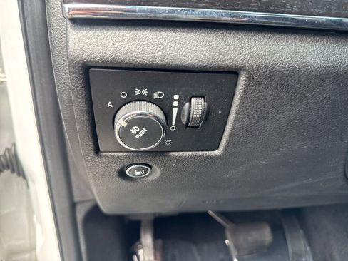 Used 2014 Jeep Grand Cherokee Limited AWD/4WD image 19