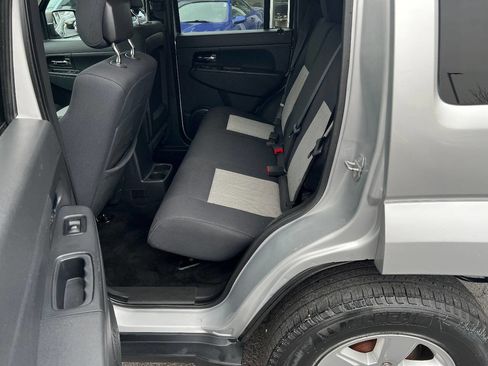 Used 2010 Jeep Liberty Sport w/ Popular Equipment Group image 22