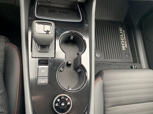 New 2026 Nissan Rogue SV image 17
