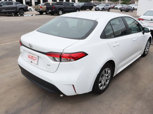 Used 2024 Toyota Corolla LE FWD image 10