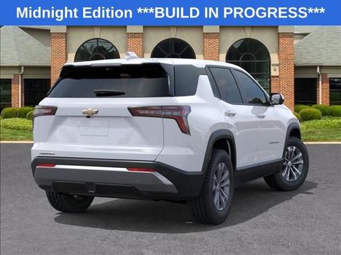 New 2026 Chevrolet Equinox LT w/ Safety and Technology Package FWD image 5