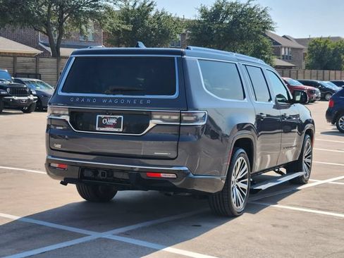 Used 2024 Jeep Grand Wagoneer L Series III AWD/4WD image 15
