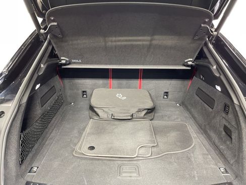 Used 2022 Porsche Cayenne E-Hybrid Coupe image 33