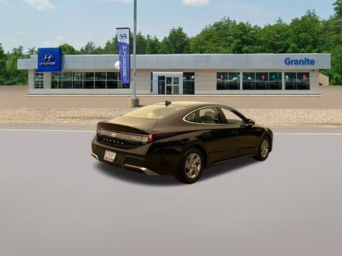 Used 2025 Hyundai Sonata SE FWD image 7