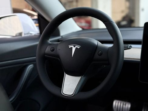 Used 2020 Tesla Model 3 Performance AWD/4WD image 18