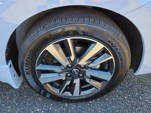 New 2025 Nissan Versa SV w/ Trunk Package image 6