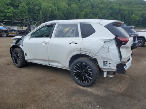 Used 2026 Nissan Rogue Dark Armor AWD/4WD image 3