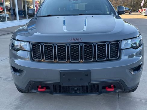Used 2020 Jeep Grand Cherokee Trailhawk w/ Trailhawk Luxury Group image 3