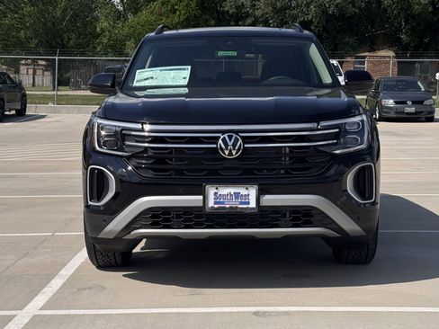 New 2026 Volkswagen Atlas Peak Edition AWD/4WD image 10