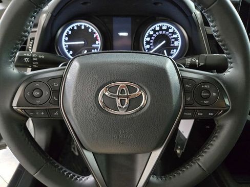 Used 2022 Toyota Camry SE w/ Carpet Mat Package (TMS) image 29
