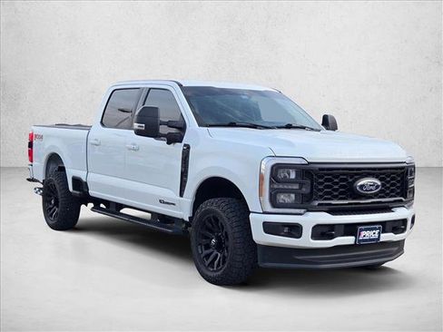 Used 2023 Ford F250 XLT w/ XLT Premium Package image 3