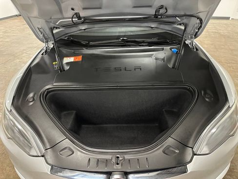 Used 2018 Tesla Model S 100D AWD/4WD image 4