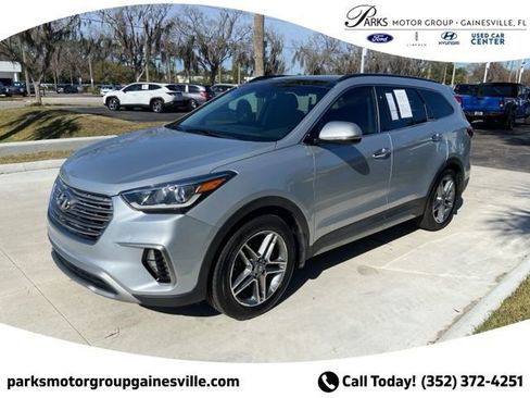 Used 2018 Hyundai Santa Fe Limited image 8