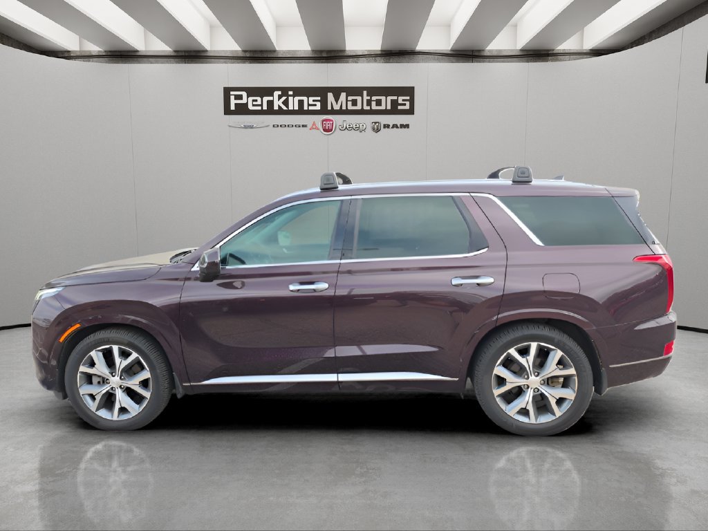 Used 2021 Hyundai Palisade Limited w/ Cargo Package FWD image 2