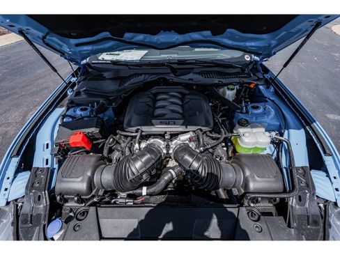 Used 2025 Ford Mustang GT Premium RWD image 27