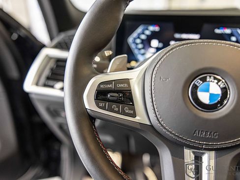 Used 2025 BMW X5 M60i w/ Climate Comfort Package image 26