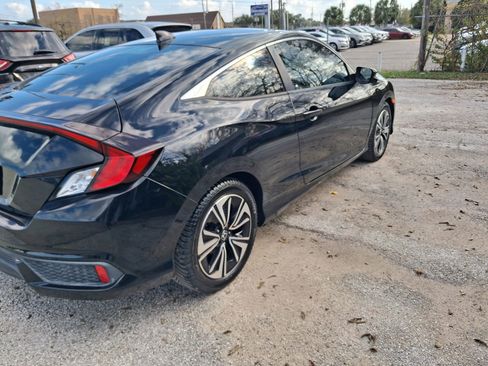 Used 2016 Honda Civic EX-T image 5