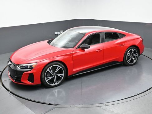 Used 2022 Audi e-tron GT Prestige w/ Prestige Package image 44