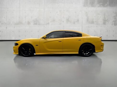Used 2018 Dodge Charger R/T Scat Pack image 4