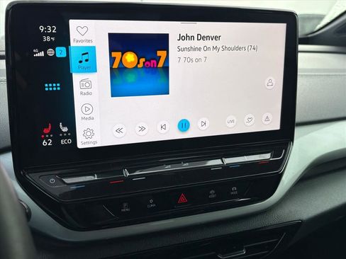 Used 2023 Volkswagen ID.4 Pro S image 10