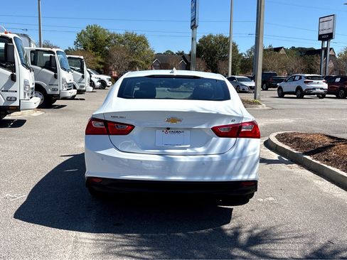 Used 2024 Chevrolet Malibu LT image 22