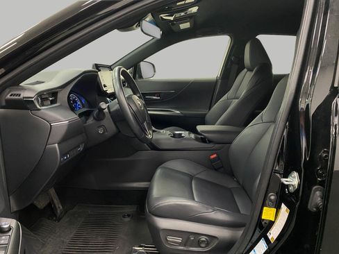 Used 2022 Toyota Venza XLE AWD/4WD image 31