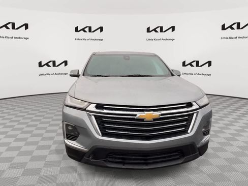 Used 2023 Chevrolet Traverse LT AWD/4WD image 3