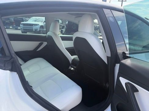 Used 2021 Tesla Model 3 Long Range image 37