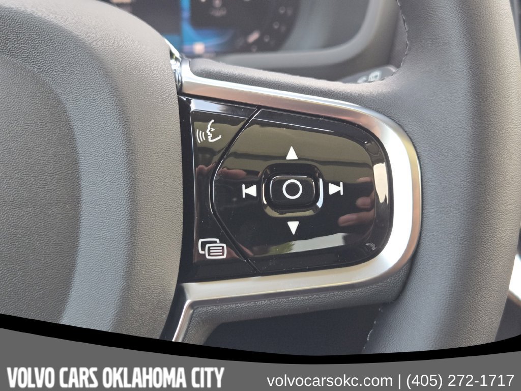 New 2026 Volvo XC90 B5 Plus AWD/4WD image 23