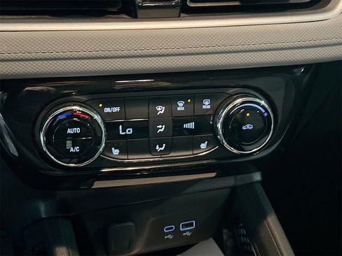 Used 2024 Chevrolet TrailBlazer LT w/ Convenience Package image 15