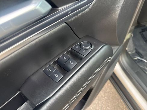 Used 2025 GMC Terrain Elevation image 14