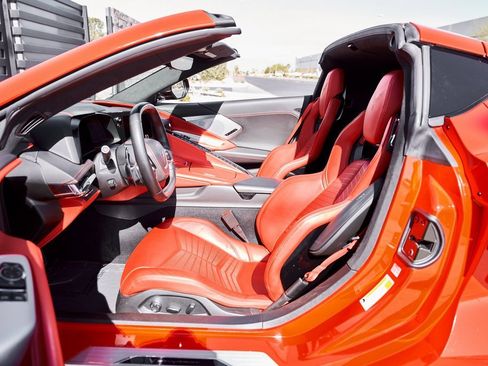 Used 2020 Chevrolet Corvette Stingray Premium Cpe w/ 3LT Preferred Equipment Group image 29