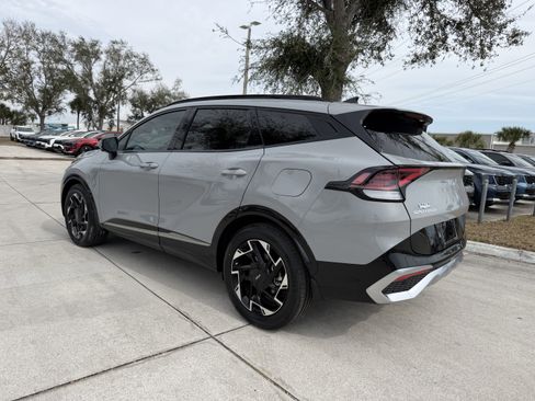 Certified 2023 Kia Sportage SX image 6