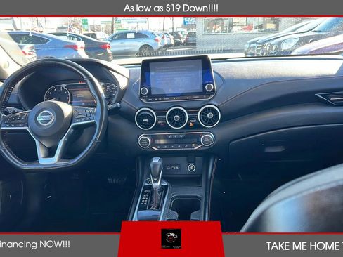 Used 2021 Nissan Sentra SR w/ SR Premium Package image 11