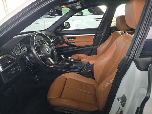 Used 2018 BMW 340i Gran Turismo xDrive w/ Premium Package image 9