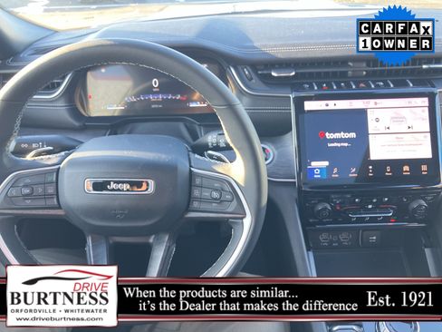 Used 2024 Jeep Grand Cherokee L Limited w/ Luxury Tech Group II image 5