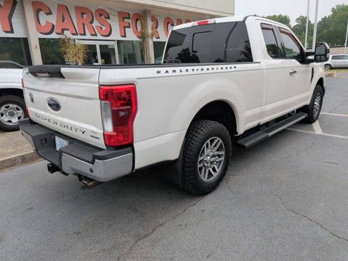 Used 2017 Ford F350 Lariat RWD image 4