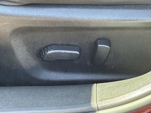 Certified 2025 Nissan Altima 2.5 SV FWD image 19