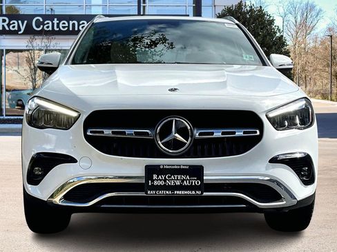 Used 2025 Mercedes-Benz GLA 250 4MATIC image 3